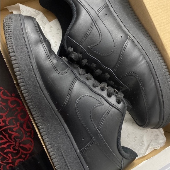 Nike Air Force 1 ‘07 - Picture 4 of 4